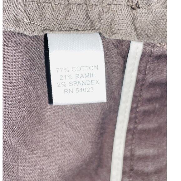 Banana Republic Martin Fit Shorts - Women's Size 12 - Cotton Blend w/ Stretch - Picture 4 of 7